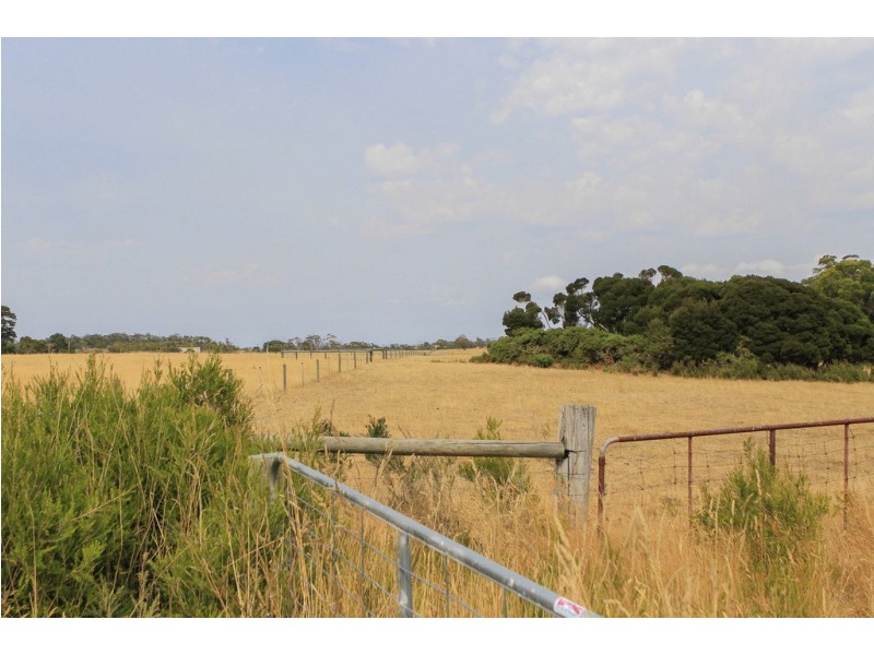 1078 Greens Beach Road, Clarence Point TAS 7270