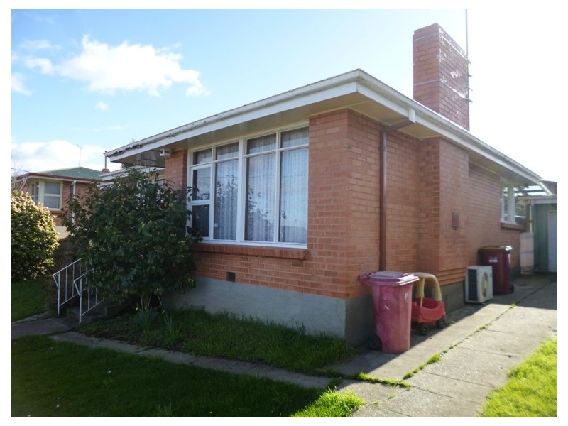 35 Paringa Avenue, Newnham TAS 7248