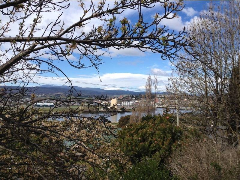 103 Bain Terrace, Trevallyn TAS 7250