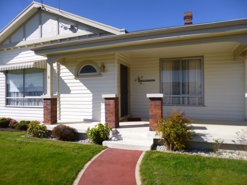 9 College Street, Newstead TAS 7250