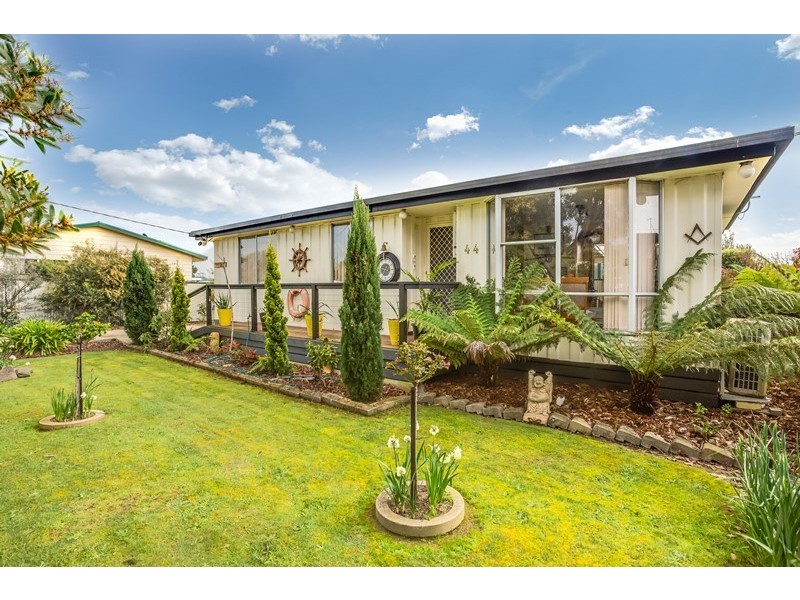 44 Napier Street, Beauty Point TAS 7270