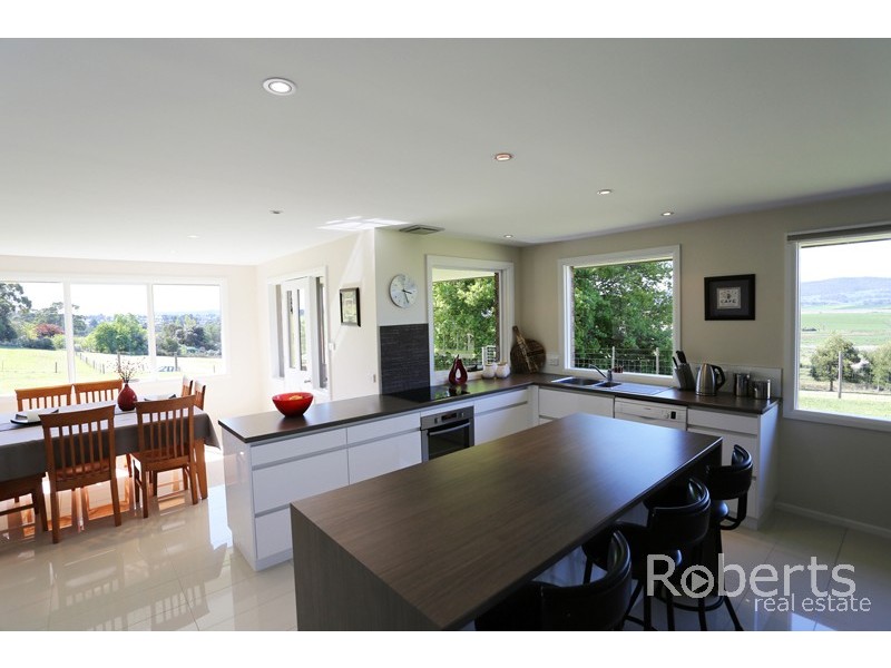 10 Acropolis Drive, Legana TAS 7277