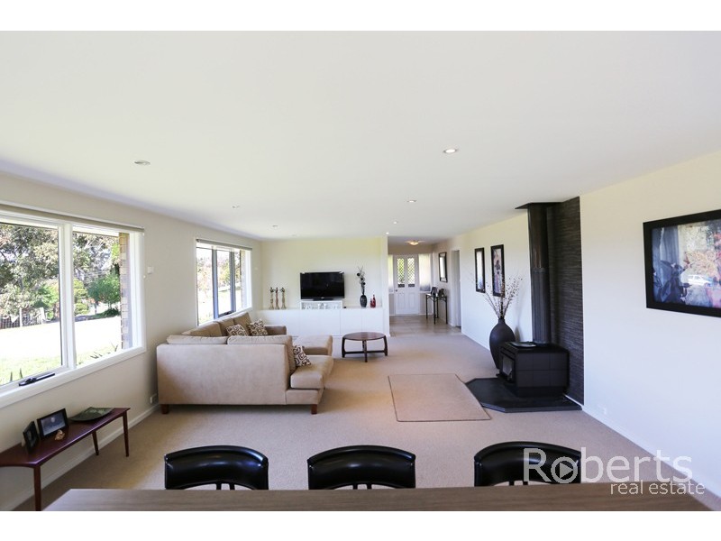 10 Acropolis Drive, Legana TAS 7277