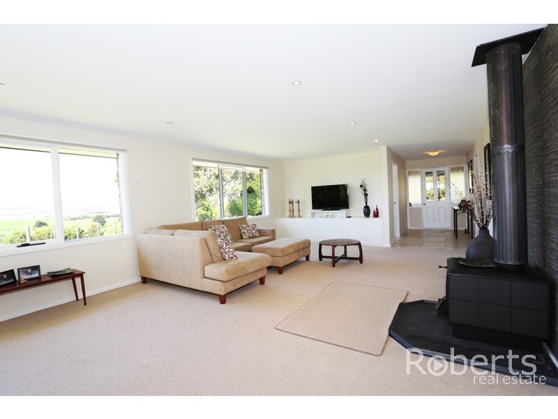 10 Acropolis Drive, Legana TAS 7277