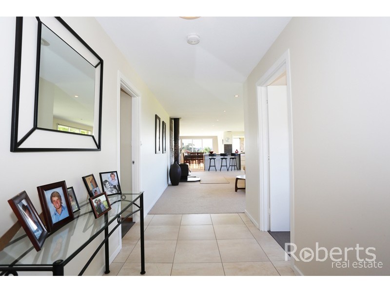 10 Acropolis Drive, Legana TAS 7277