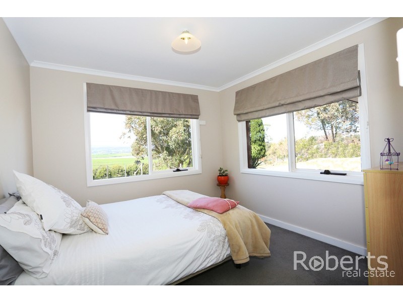 10 Acropolis Drive, Legana TAS 7277