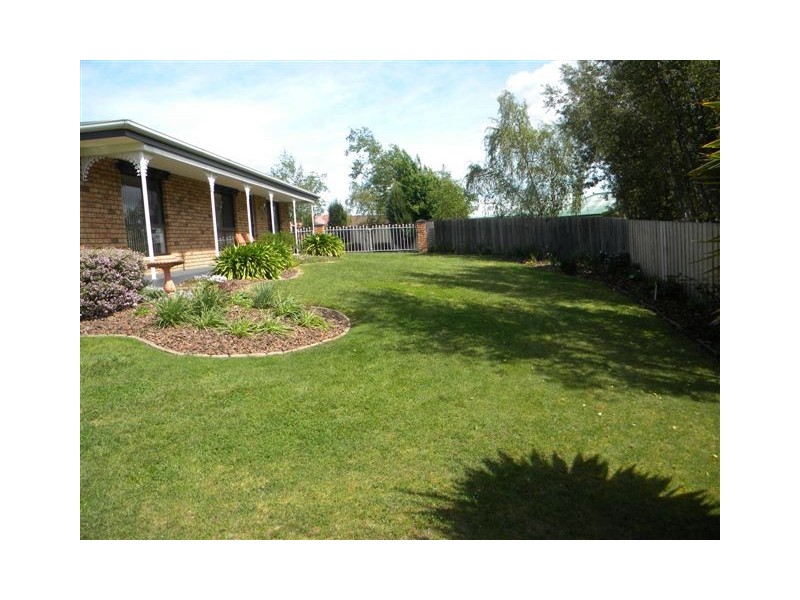 10 Village Court, St Leonards TAS 7250