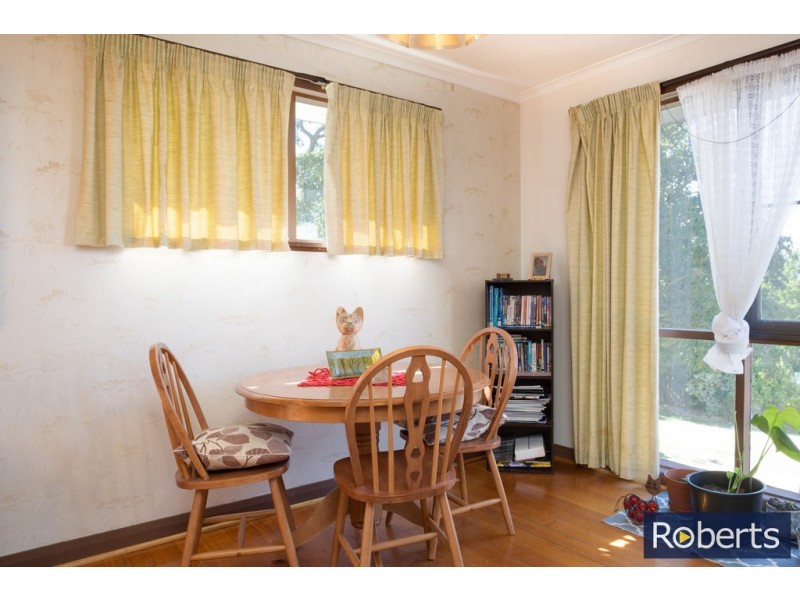 18 Woolston St, Trevallyn TAS 7250