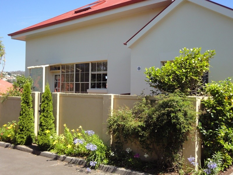 11 St John Crescent, Launceston TAS 7250