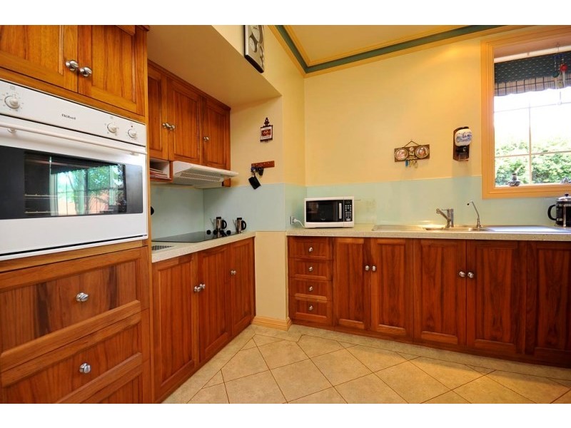 11 St John Crescent, Launceston TAS 7250