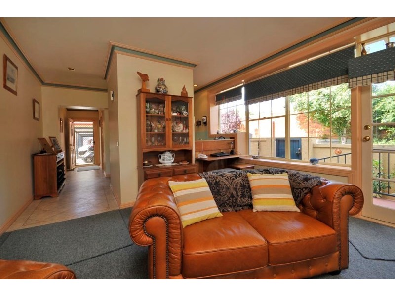 11 St John Crescent, Launceston TAS 7250