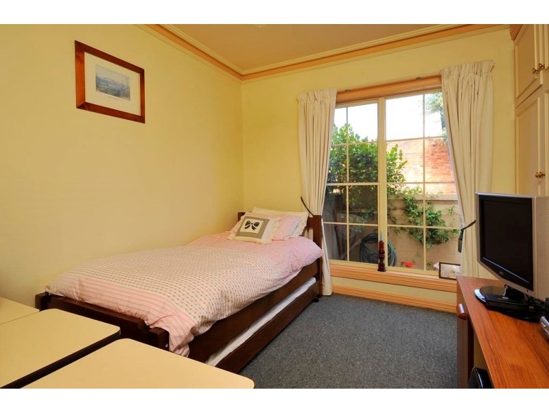 11 St John Crescent, Launceston TAS 7250