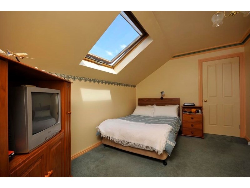 11 St John Crescent, Launceston TAS 7250