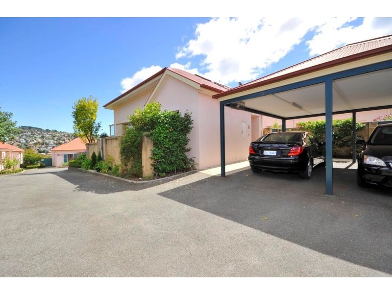 11 St John Crescent, Launceston TAS 7250