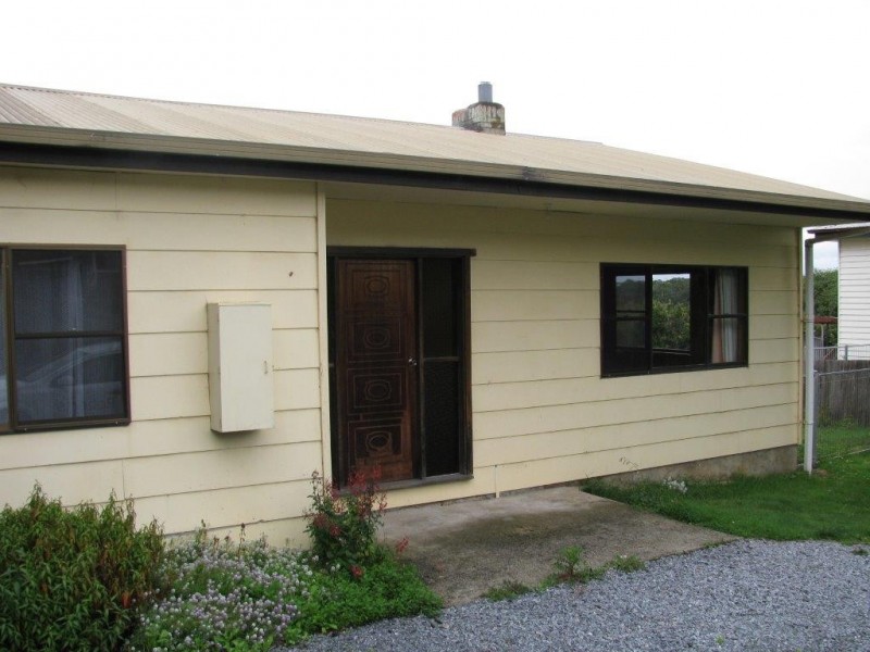 42 Flinders Street, Beauty Point TAS 7270