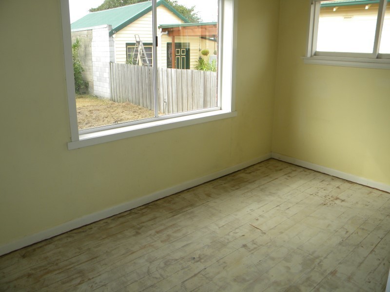 30 Button Street, Mowbray TAS 7248