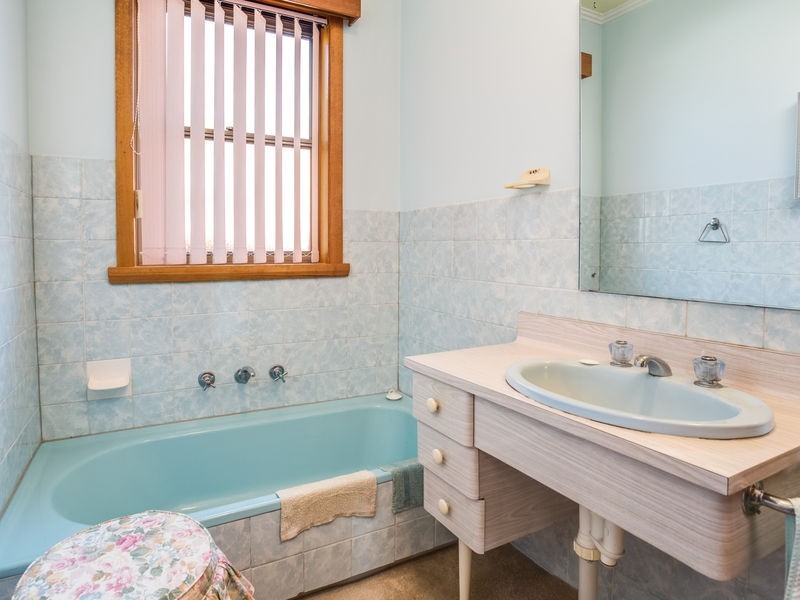 42 Shirley Place, Kings Meadows TAS 7249