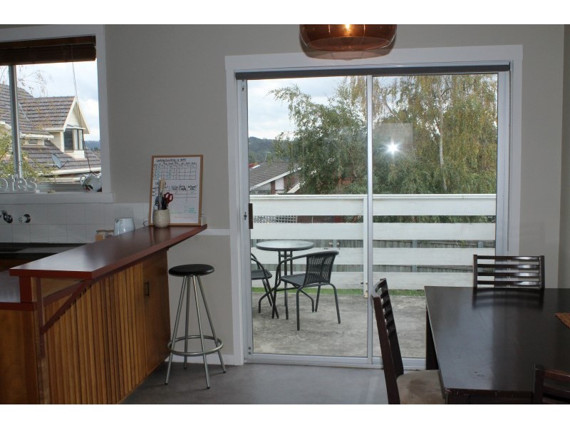 8 Rossmoyne Street, Norwood TAS 7250