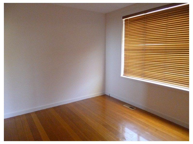 8 Rossmoyne Street, Norwood TAS 7250