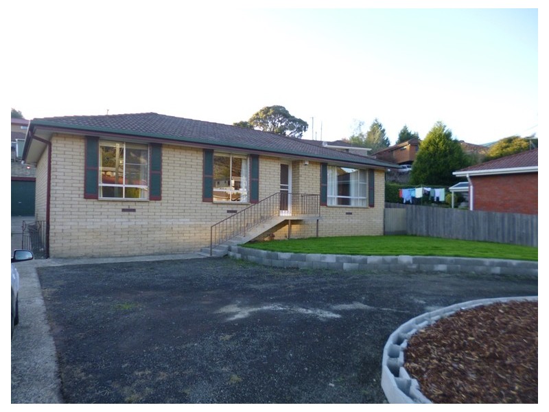 60 Cherry Road, Trevallyn TAS 7250