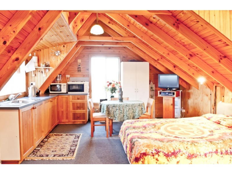 12 East Barrack Street, Deloraine TAS 7304