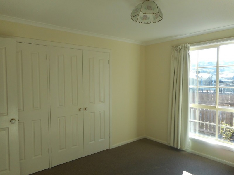 2/79 Outram Street, Summerhill TAS 7250