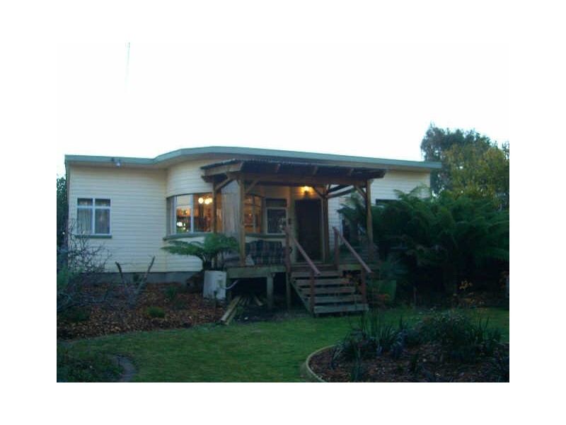 23 Beach Road, Gravelly Beach TAS 7276