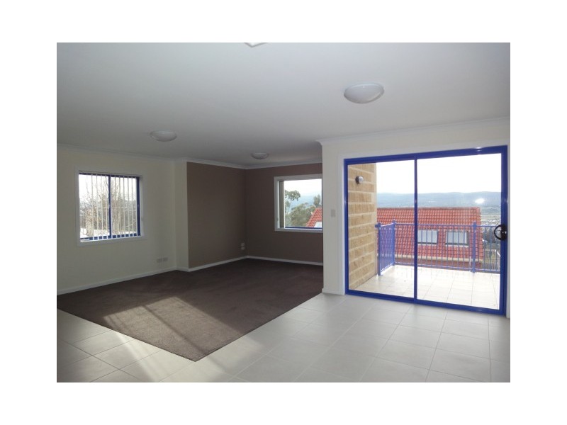 2/67 New World Avenue, Trevallyn TAS 7250