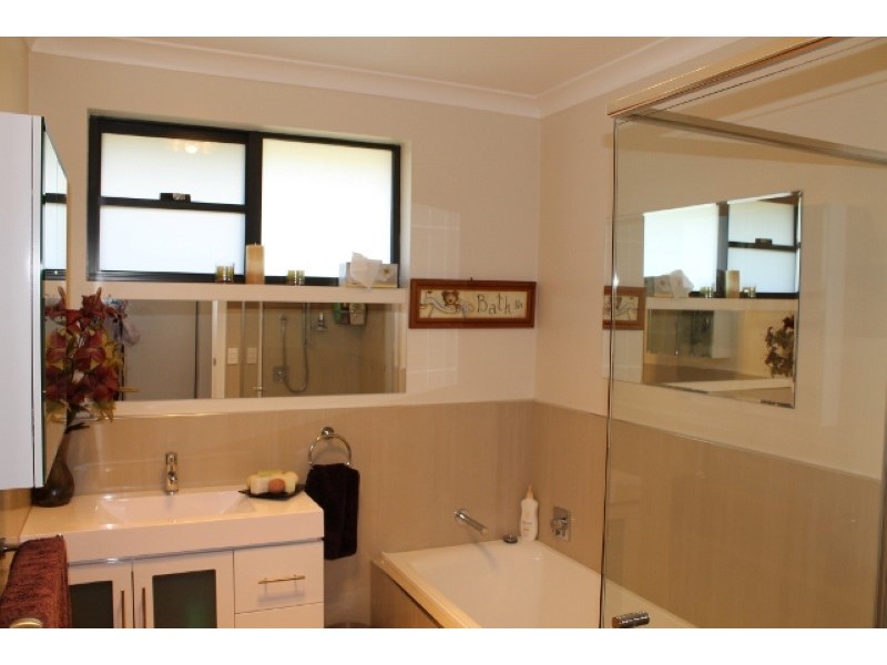 8 Barclay Drive, Scottsdale TAS 7260