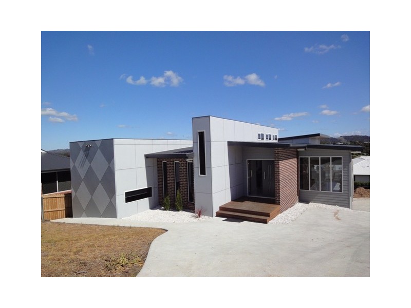 17 Pearce Street, Summerhill TAS 7250