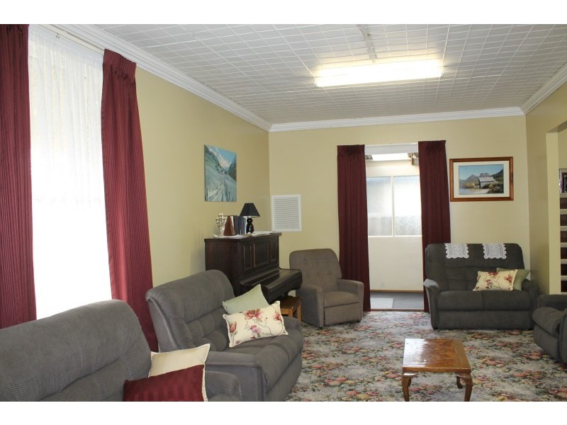 37 Arthur Street, Scottsdale TAS 7260