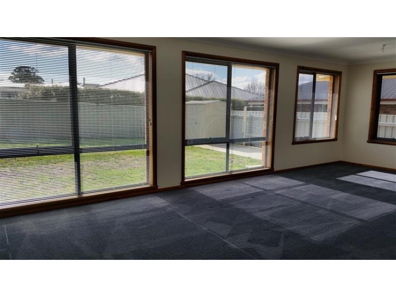 2/2 Tabernacle Place, Perth TAS 7300