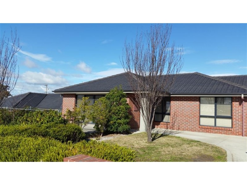 2/1 Bronte Court, Riverside TAS 7250