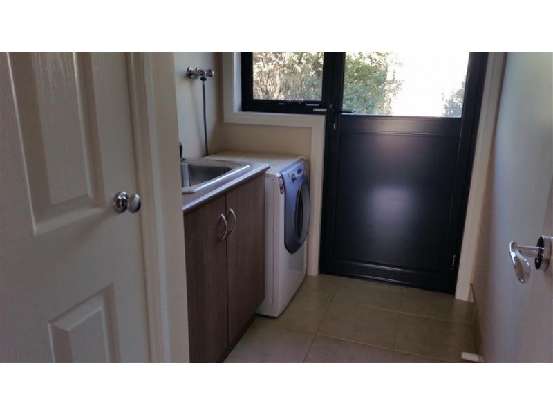 2/1 Bronte Court, Riverside TAS 7250