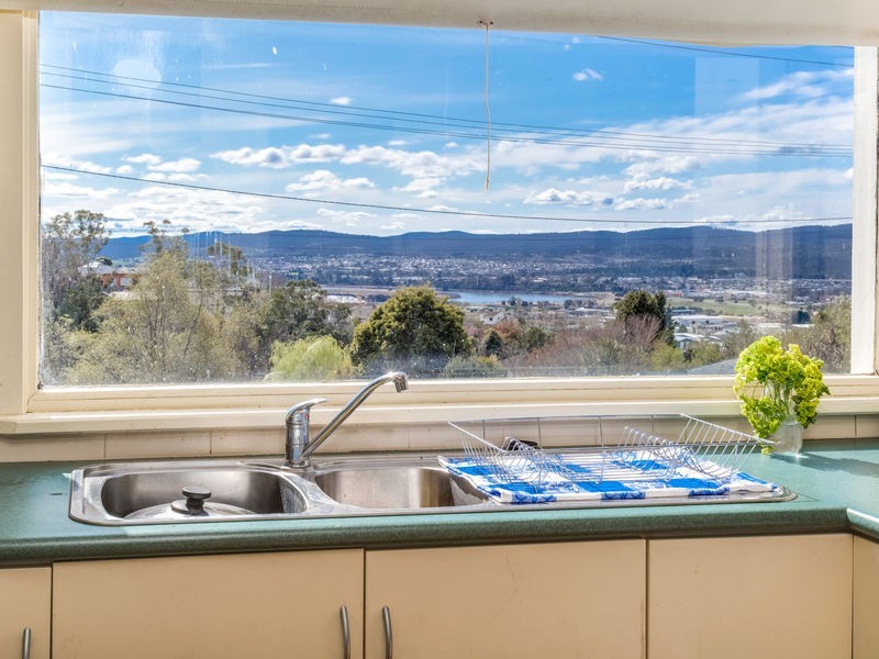 15 Anderson Road, Trevallyn TAS 7250