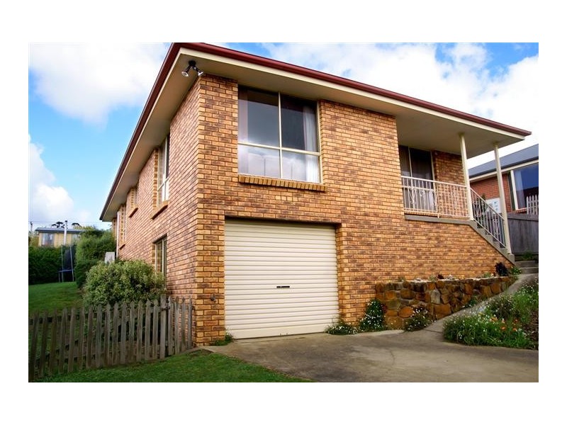 4 Sunnyside Crescent, Trevallyn TAS 7250