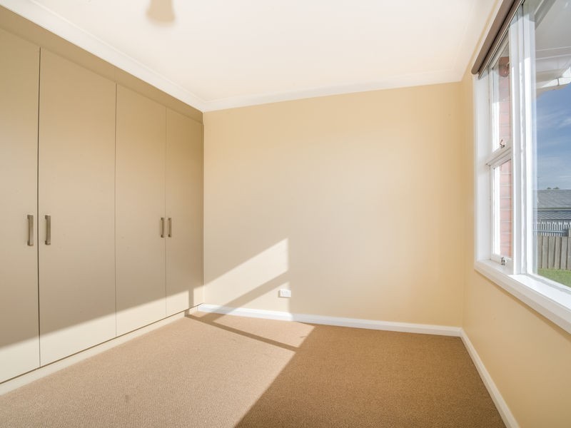 71 Paringa Avenue, Newnham TAS 7248