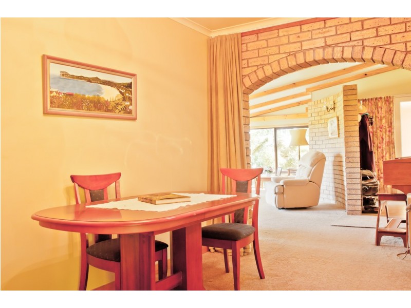 5091 Bass Highway, Deloraine TAS 7304