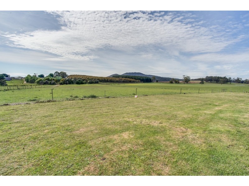 6228 Bass Highway, Elizabeth Town TAS 7304