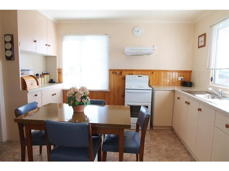 11 Renfern Street, Waverley TAS 7250