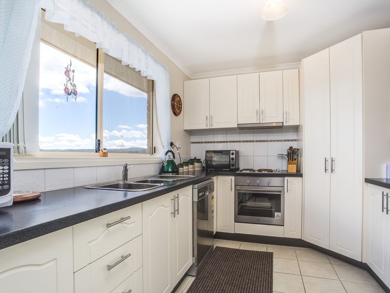 2/3 Gosling Grove, Legana TAS 7277