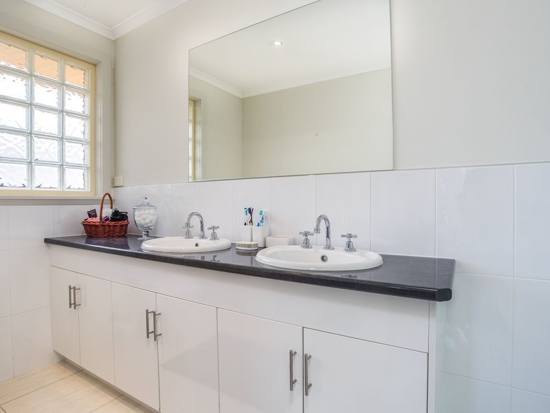 88 Mount Stuart Drive, Newnham TAS 7248