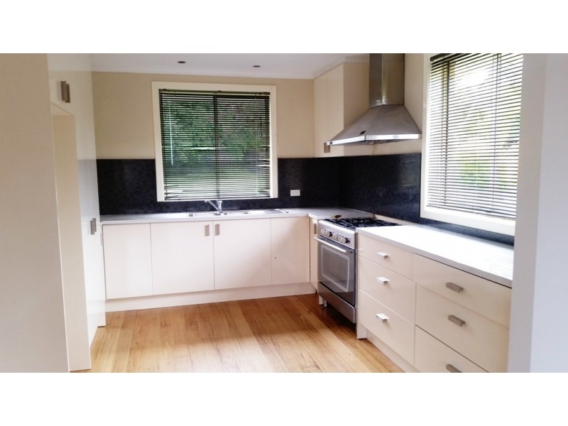 5 Hugo Place, Ravenswood TAS 7250