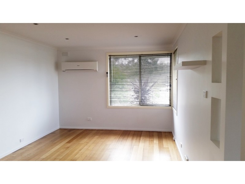 5 Hugo Place, Ravenswood TAS 7250