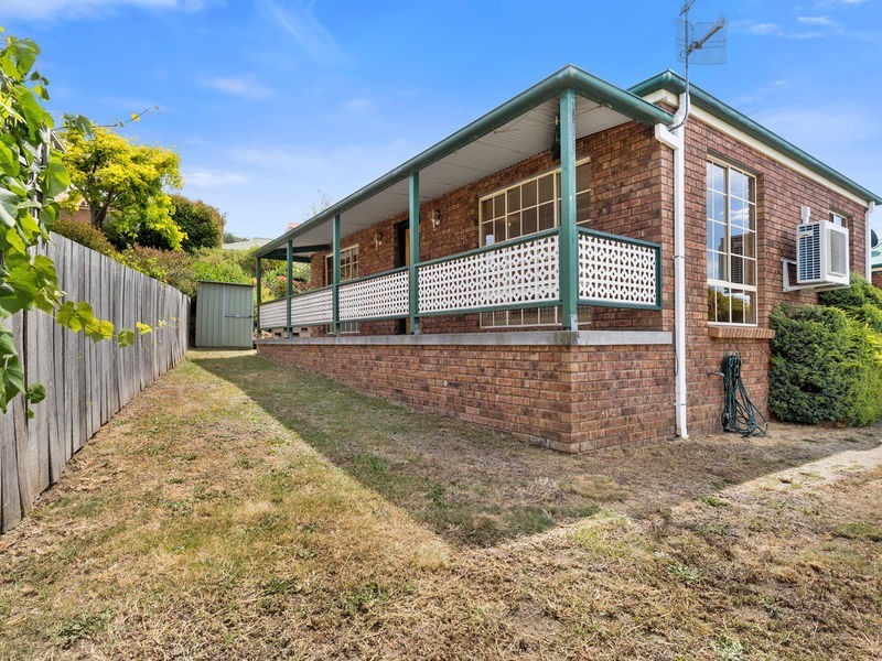 2/49 Floreat Crescent, Trevallyn TAS 7250
