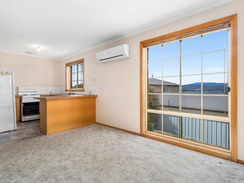 2/49 Floreat Crescent, Trevallyn TAS 7250
