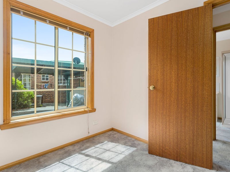 2/49 Floreat Crescent, Trevallyn TAS 7250