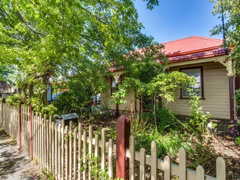 13 Birdwood Street, Mowbray TAS 7248