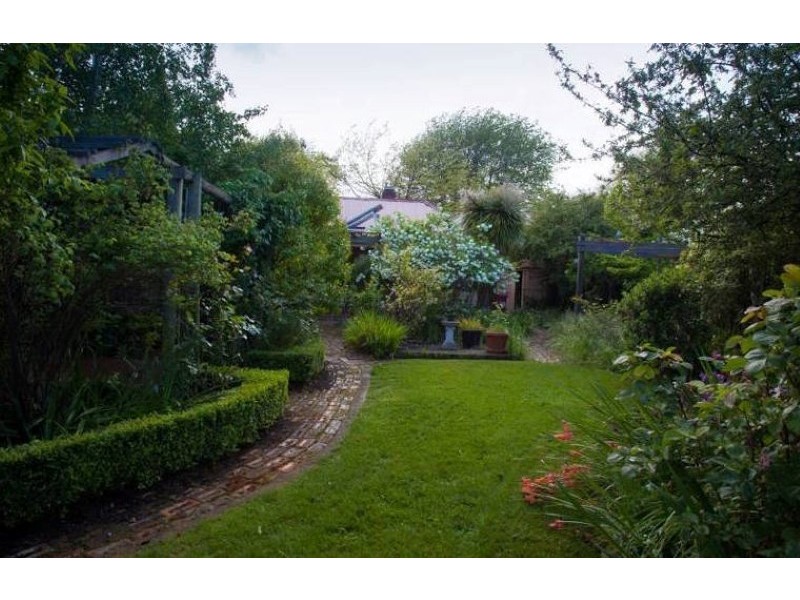 13 Birdwood Street, Mowbray TAS 7248