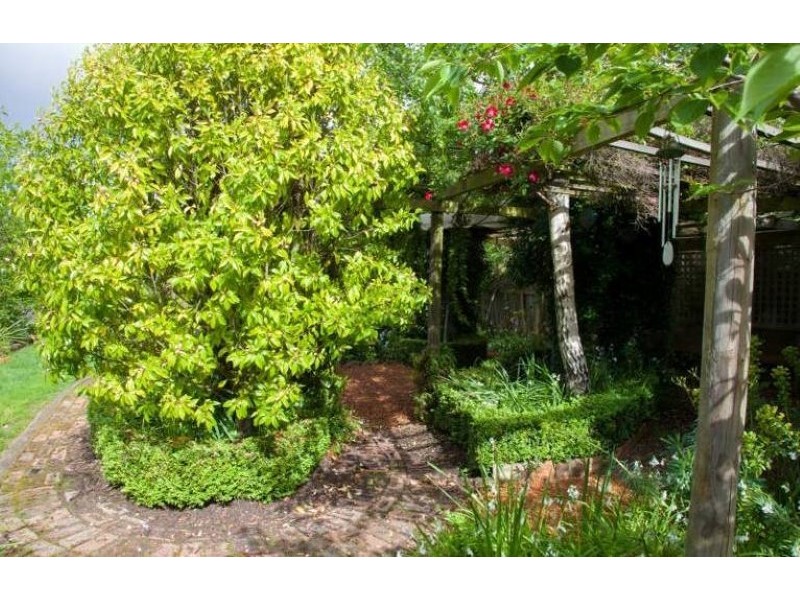 13 Birdwood Street, Mowbray TAS 7248